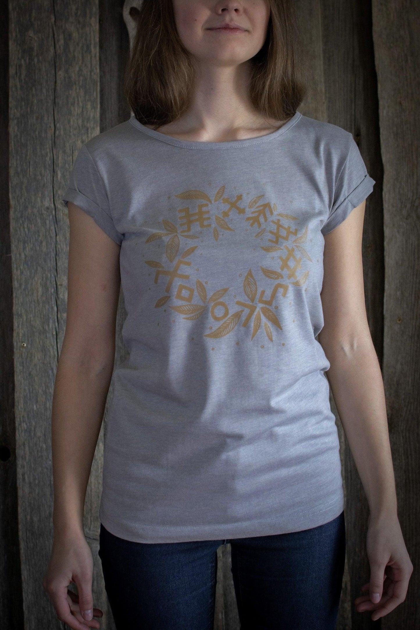 Sieviešu T-krekls: Vainags bronzas (Sudraba melange)